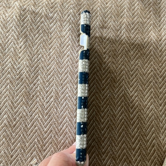 Icing iPhone 6 Plus Crystal phone case. Navy & White Striped W/Gold Anchor. EUC - Picture 4 of 6